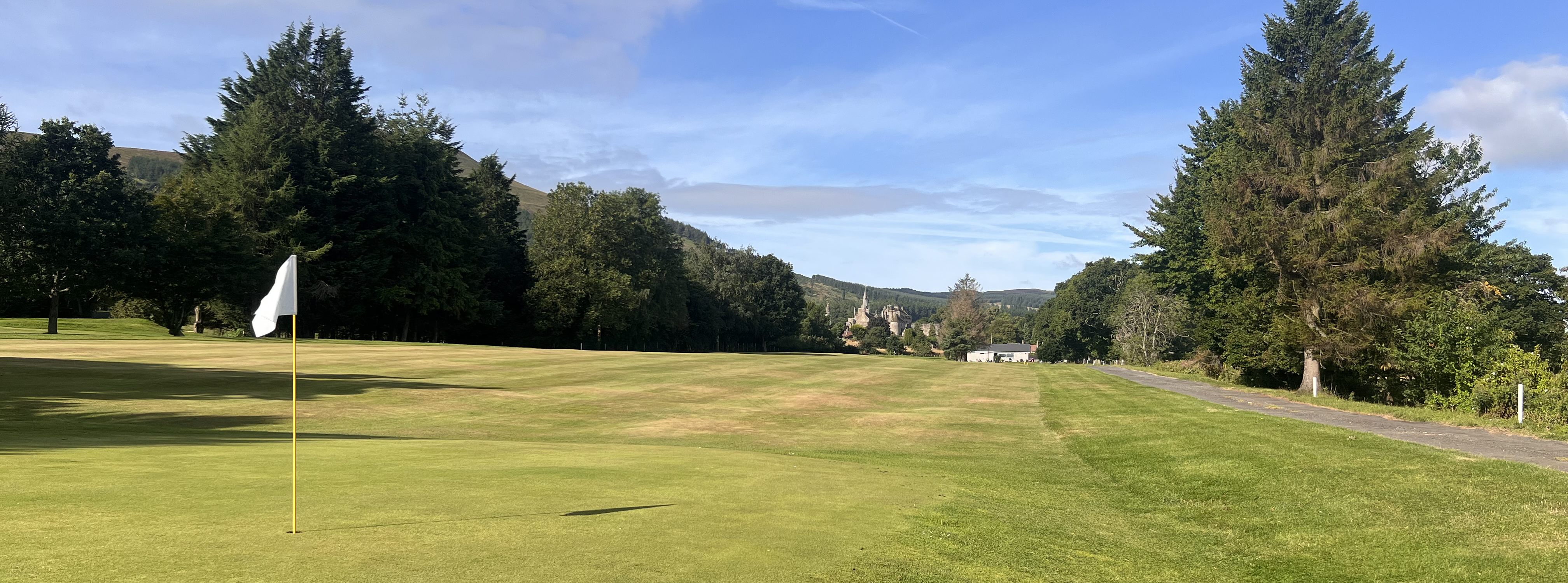 Falkland Golf Club course